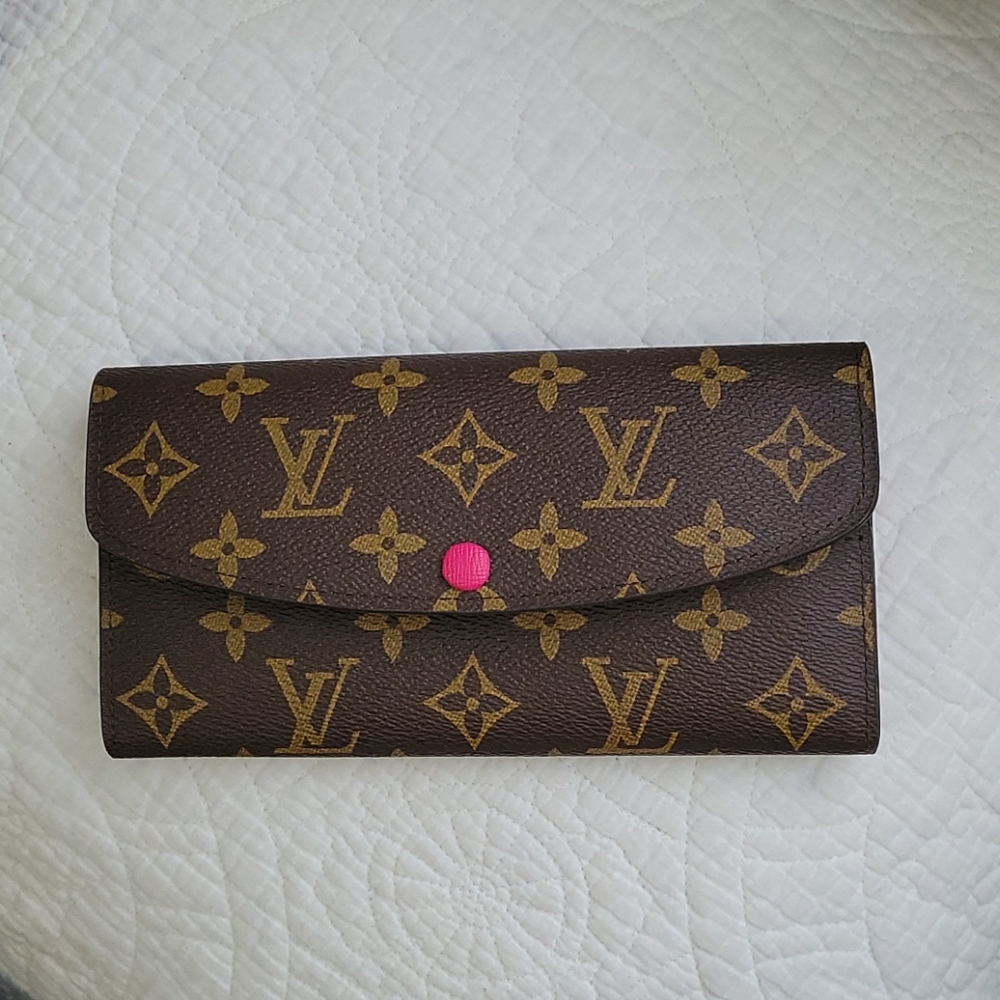 Brown Wallet - Firm Price
